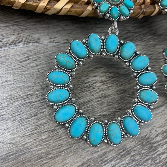 In The Valley Earrings - Turquoise - Picture 4 of 4